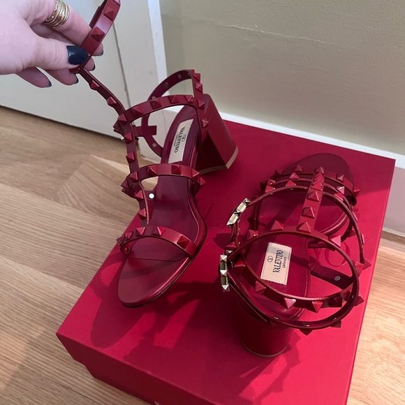 VALENTINO GARAVANI
Rockstud 55 leather sandals - Picture 8 of 8